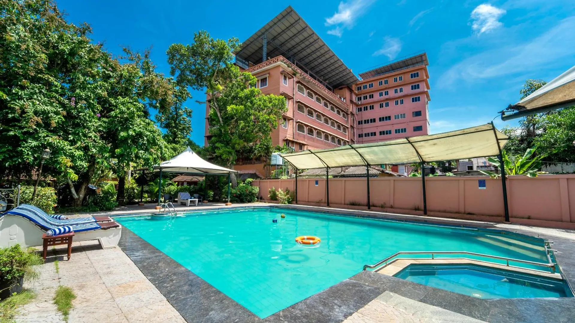 Alappuzha Pagoda Resorts Alleppey הודו
